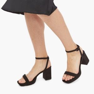 New, Never Worn Iris Platform Heeled Sandal